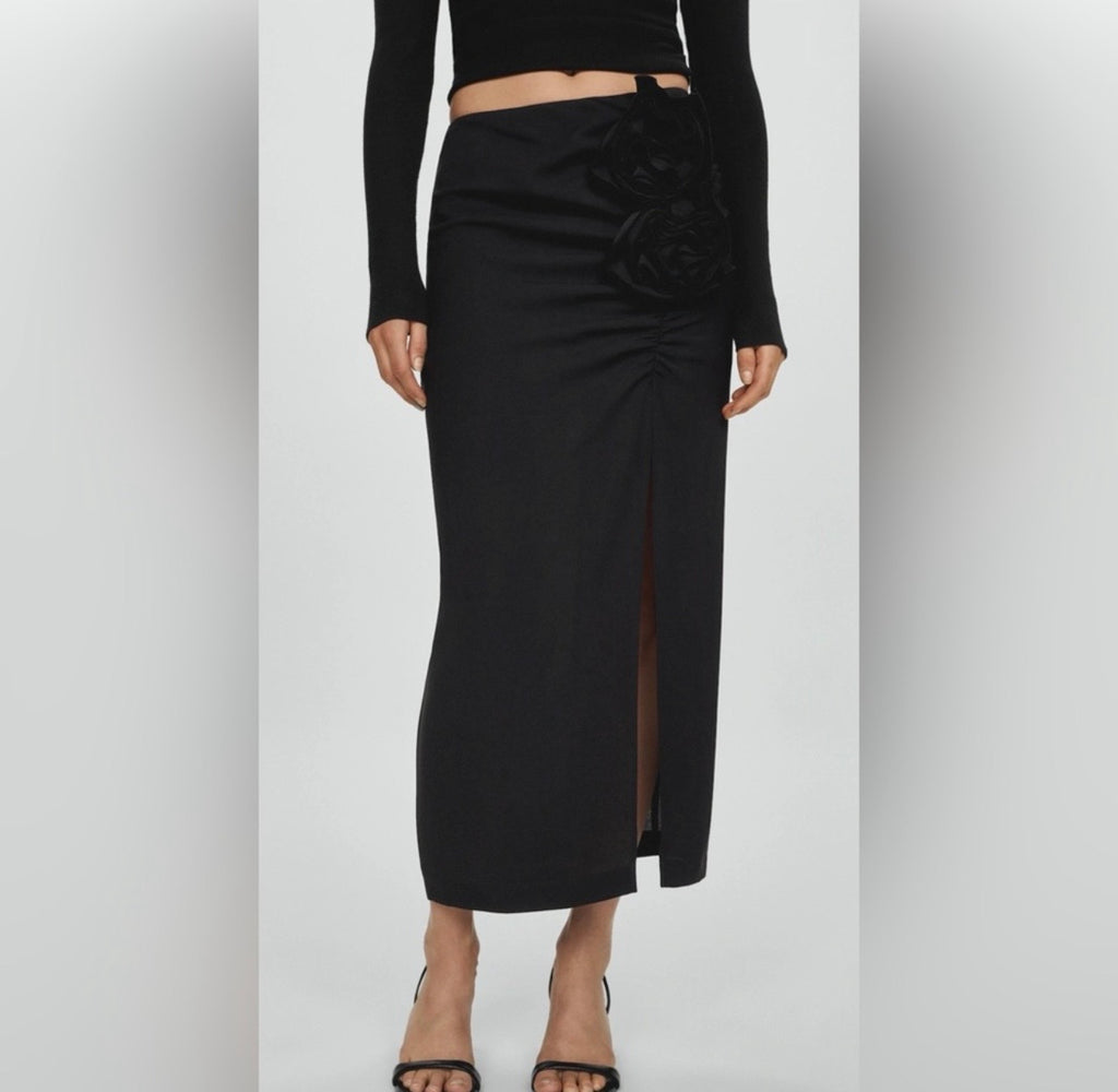 Mango Flora Applique’ skirt